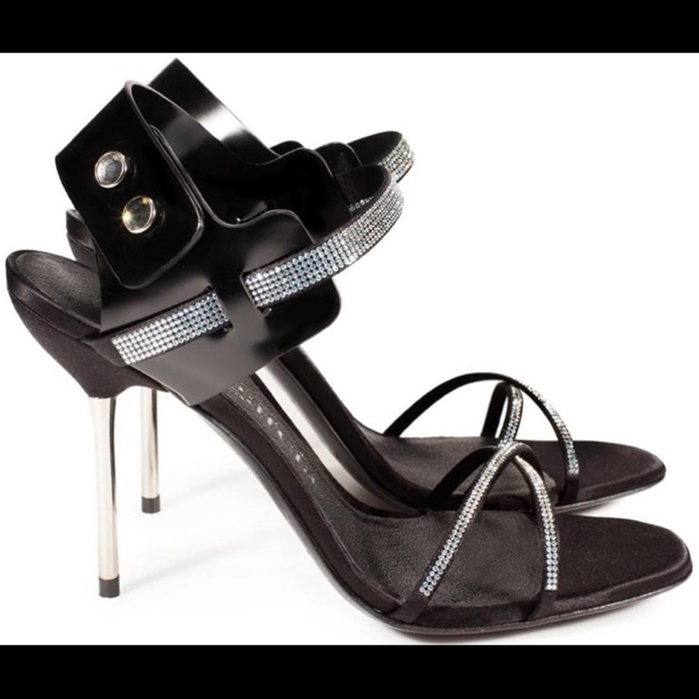 Almost New Pedro Garcia Matilda Swarovski Heels